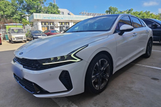 起亚K5 2020款 270T CVVD 豪华科技版