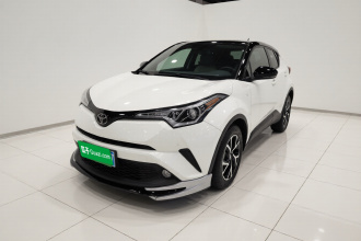 丰田C-HR 2018款 2.0L 领先天窗版 国V