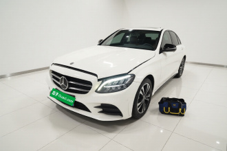 奔驰C级 2019款 C 260 运动版