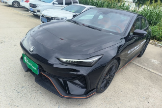 长安UNI-V 2025款 第三代 2.0T 劲擎型