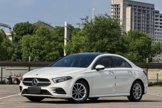 奔驰A级 2019款 A 200 L 运动轿车