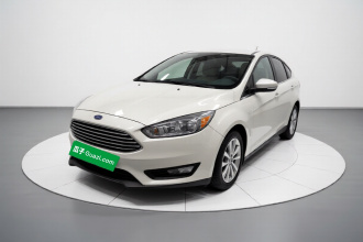 福特 福克斯 2015款 三厢 1.6L 手动风尚型