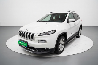 Jeep 自由光 2017款 2.0L 优越版