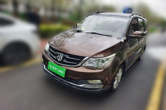 宝骏730 2016款 1.5L 手动豪华型 7座