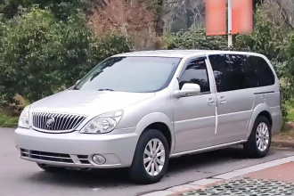 别克GL8 2014款 2.4L 经典版