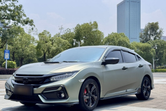 本田 思域 2021款 HATCHBACK 220TURBO CVT潮酷控