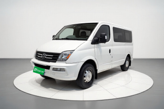 上汽大通MAXUS 新途V80 2021款 2.0T 手动经典傲运通短轴超低顶7/8/9座