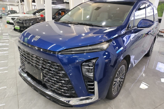 别克GL8新能源 2024款 陆尊 奢享版 6座