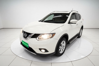 日产 奇骏 2014款 2.0L CVT舒适版 2WD