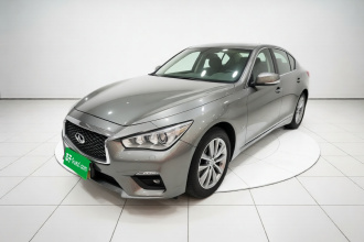 英菲尼迪Q50L 2018款 2.0T 舒适版 国VI