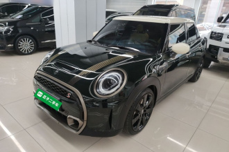 MINI 2022款 2.0T COOPER S 执迷特别版 五门版