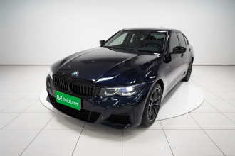 宝马3系 2022款 325i M运动曜夜套装