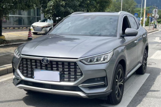 比亚迪 宋PLUS 2020款 1.5T 自动旗舰型