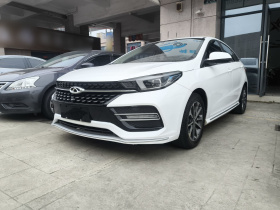 奇瑞 艾瑞泽GX 2019款 冠军版 1.5L 手动时尚型