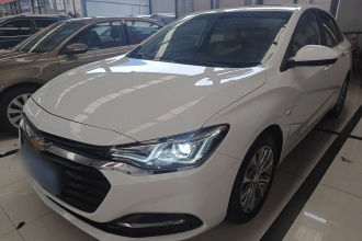 雪佛兰 科鲁泽 2022款 320 自动悦享天窗版