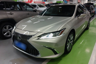 雷克萨斯ES 2018款 200 卓越版 国V