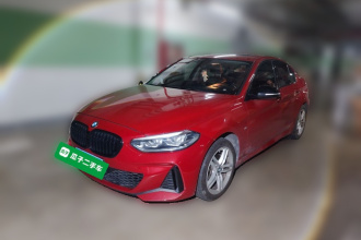 宝马1系 2021款 120i M运动曜夜版