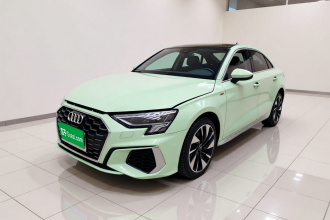 奥迪A3 2023款 A3L Limousine 35 TFSI 时尚运动型