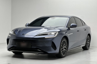 比亚迪 海豹 2023款 DM-i 1.5T 121km 尊荣型