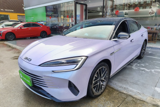 比亚迪 海豹 2024款 荣耀版 DM-i 1.5L 121km 尊贵型