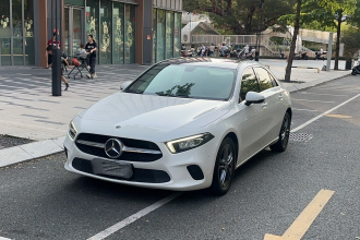 奔驰A级 2020款 A 200 L