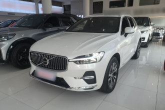 沃尔沃XC60 2022款 B5 四驱智逸豪华版