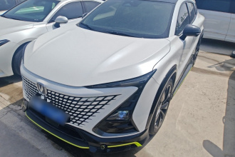 长安UNI-T 2022款 1.5T 运动版 尊贵型