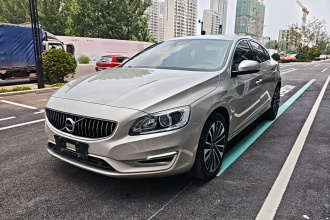 沃尔沃S60 2018款 S60L T4 智远进取版