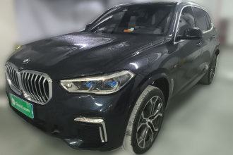 宝马X5 2022款 改款 xDrive 40Li 尊享型M运动套装