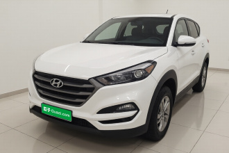 现代 途胜 2015款 2.0L 手动两驱舒适型