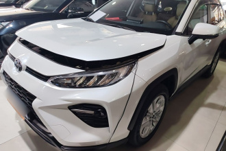 丰田 威兰达 2022款 改款 2.0L CVT两驱领先版