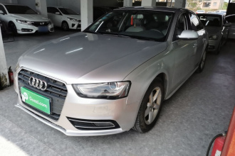 奥迪A4L 2013款 35 TFSI 自动舒适型