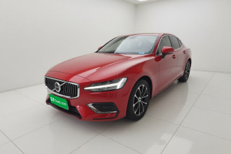 沃尔沃S60 2021款 T4 智逸豪华版