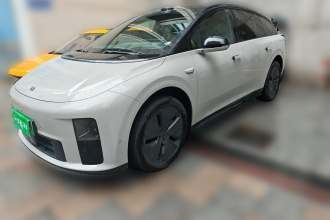 理想汽车 理想i6 2025款 两驱标准版