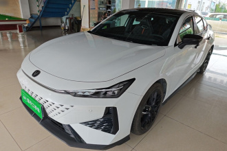 长安UNI-V 2024款 1.5T 尊贵型