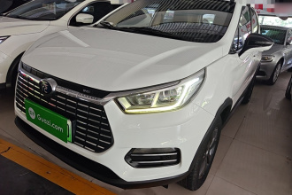 比亚迪 元新能源 2019款 EV360 智联领享型