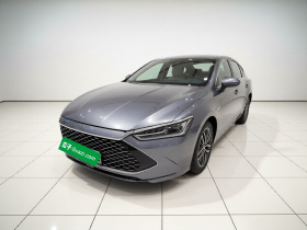 比亚迪 秦PLUS 2021款 DM-i 55KM 旗舰型