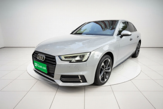 奥迪A4L 2017款 45 TFSI quattro 运动型