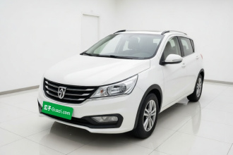 宝骏310 2016款 1.2L 手动豪华型
