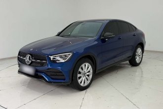 奔驰GLC轿跑 2021款 GLC 260 4MATIC 轿跑SUV