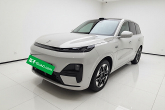 深蓝汽车 深蓝S09 2025款 后驱Ultra+