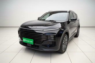 捷途X70 PLUS 2025款 1.5T 豪华版 7座