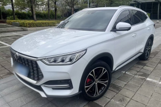 比亚迪 宋PLUS 2020款 1.5T 自动旗舰型