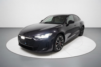 奥迪A5L 2026款 2.0T 运动版 Plus
