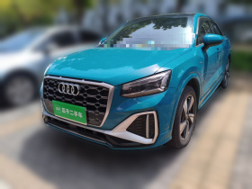奥迪Q2L 2022款 35 TFSI 豪华动感型
