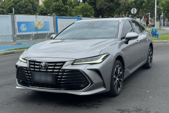 丰田 亚洲龙 2023款 2.0L 臻选版
