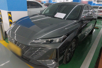 长安 逸动 2024款 1.5T GDI自动 尊贵型