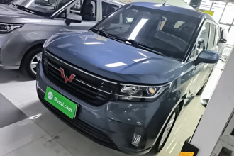五菱汽车 五菱宏光PLUS 2019款 1.5T 手动豪华型 7座