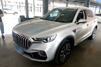 红旗HS5 2022款 改款 2.0T 智联旗享四驱版