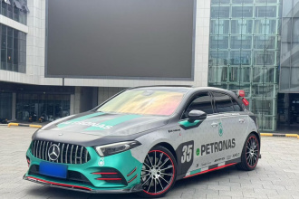 奔驰A级AMG(进口) 2023款 AMG A 35 4MATIC